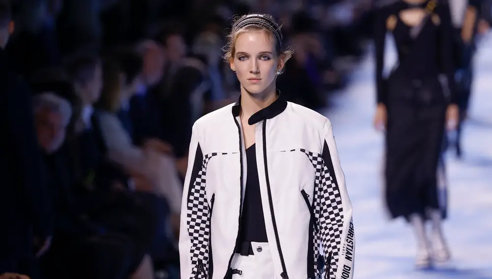 France Fashion Christian Dior 25