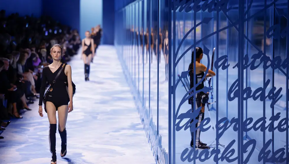 France Fashion Christian Dior 25