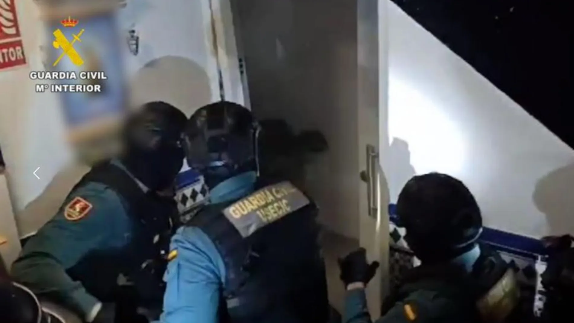Más de 40 detenidos en una operación contra una organización criminal dedicada a las estafas bancarias