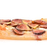 Hojaldre con queso de cabra e higos