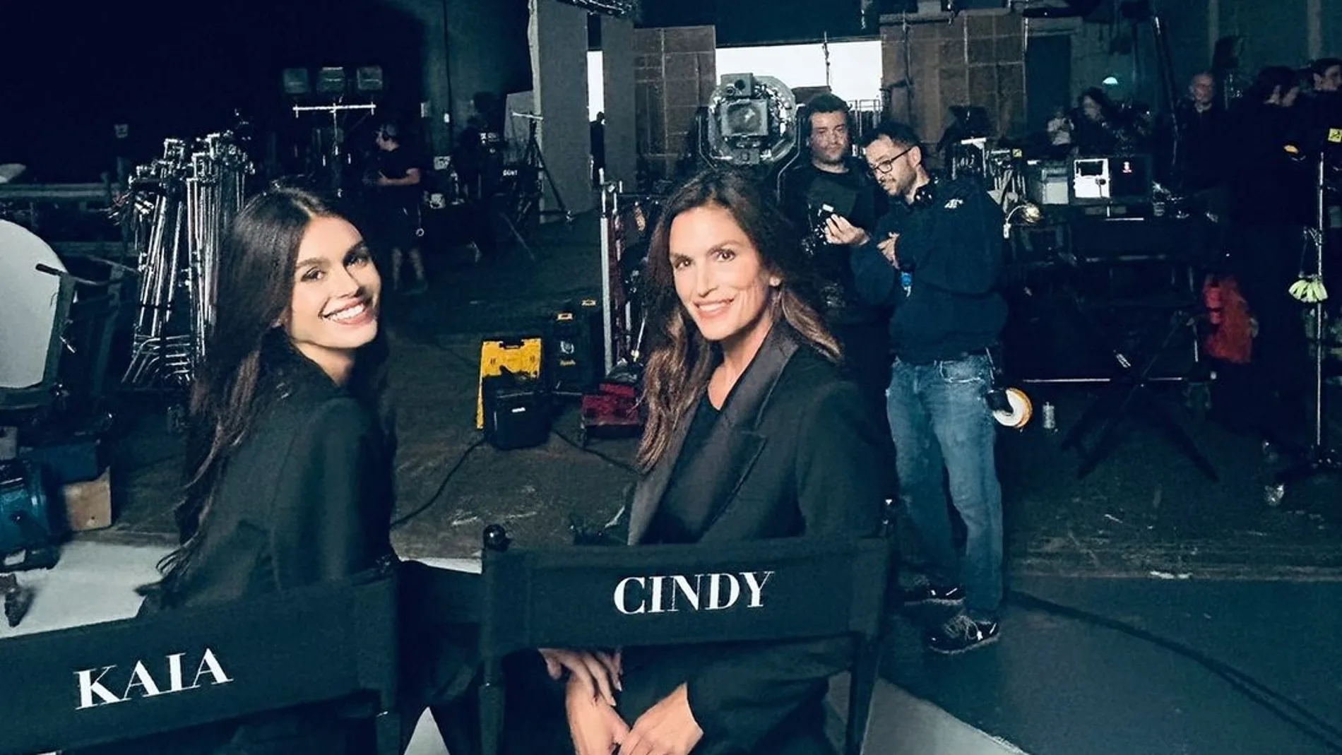 Cindy Crawford y Kaia Gerber durante la grabación de Zara streaming