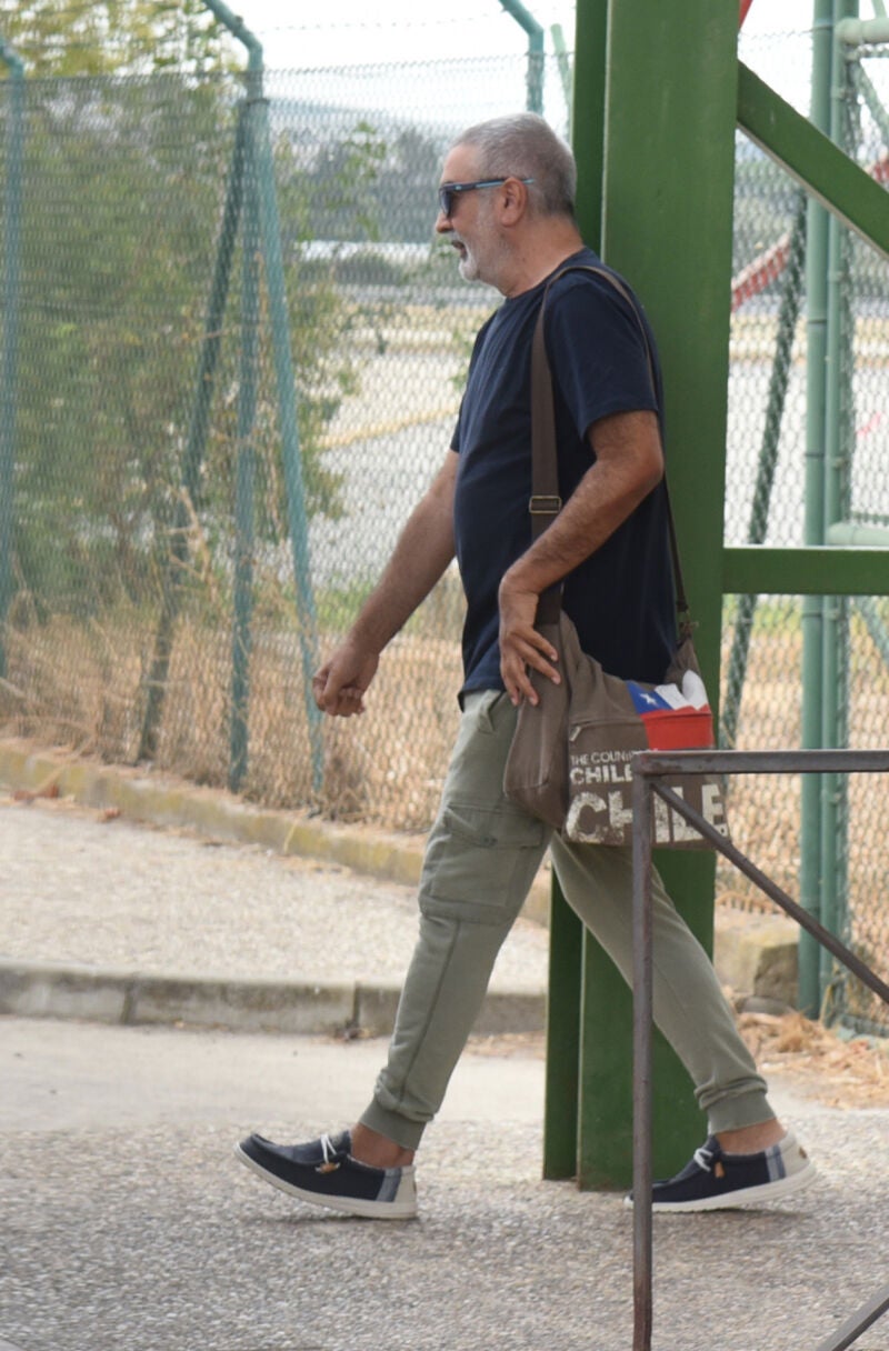 Agustín Pantoja en el aeropuerto