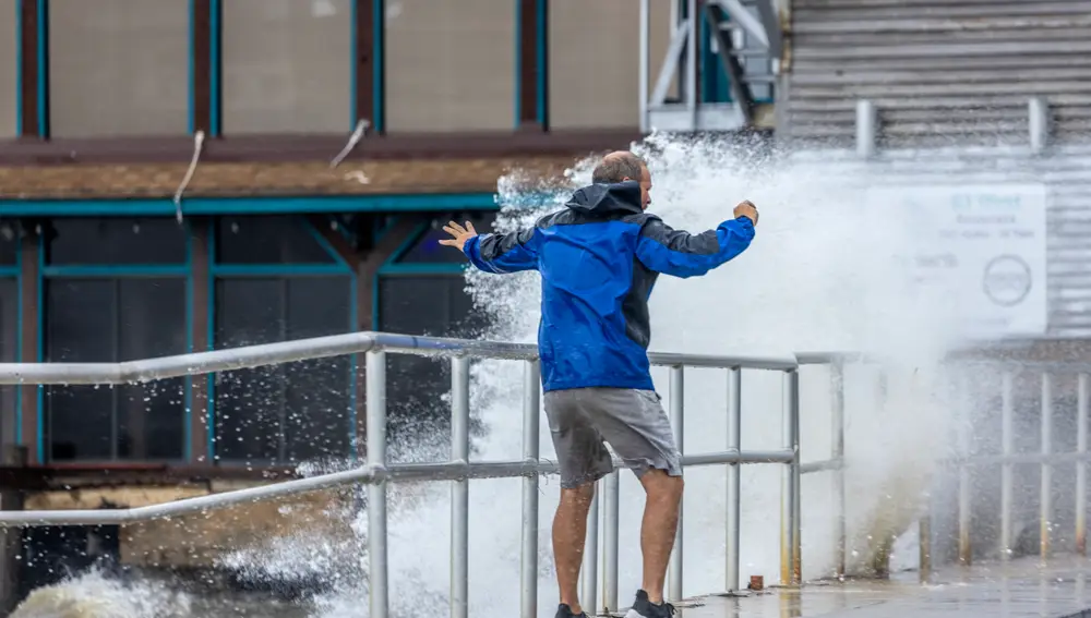 Preparations ahead of Hurricane Helene landfall in Florida