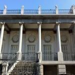 Fachada del palacio de los Duques de Osuna, en el parque de El Capricho