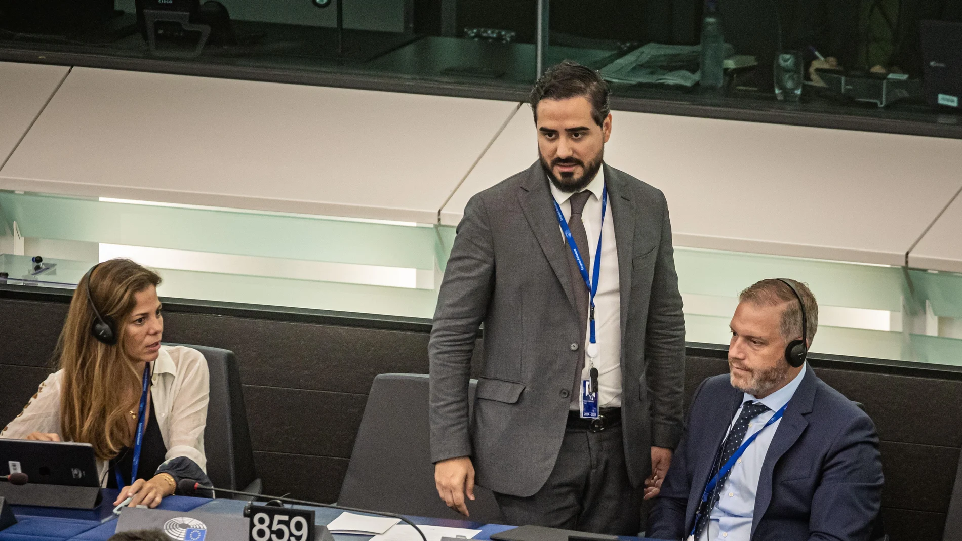 El eurodiputado de Se Acabó la Fiesta, Luis "Alvise" Pérez, durante un pleno en el Parlamento Europeo