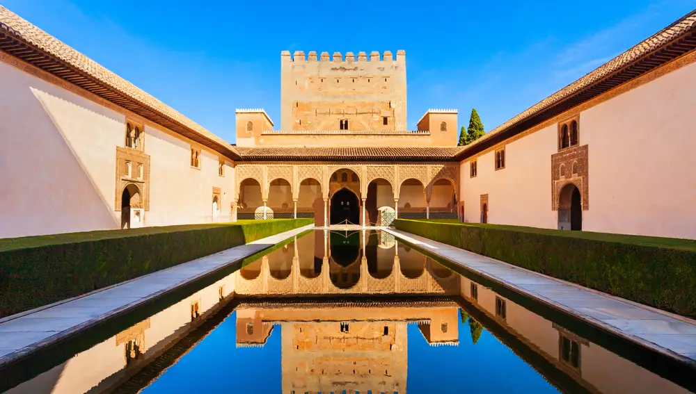 Alhambra (Granada). Turismo cultural