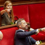 El concejal de Vox, Badenas, en primer plano. Tras ella, la también edil Herrero está igualmente investigada por la Fiscalía