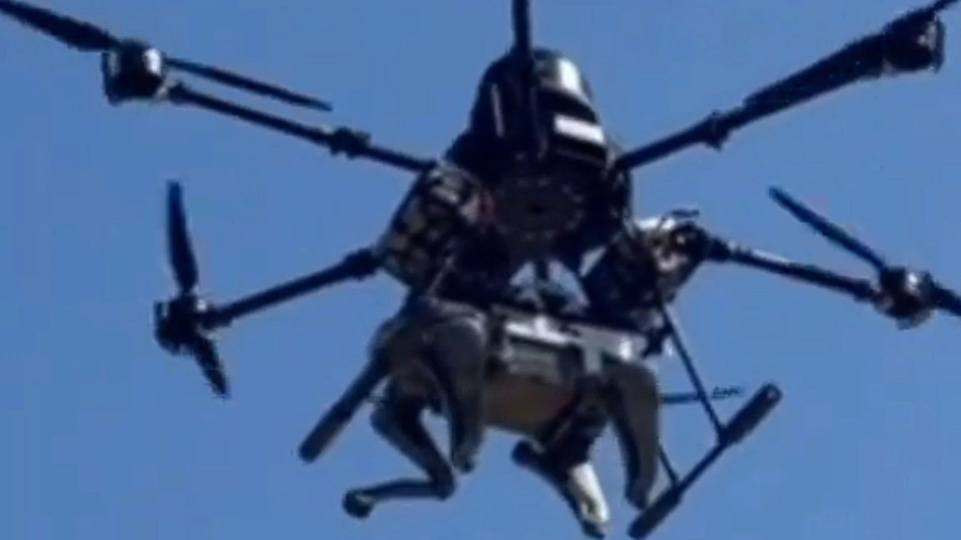 Ucrania está usando drones Vampire para desplegar perros robot en el frente ruso.