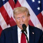 Donald Trump se dirige a la Prensa desde la Torre Trump en Nueva York