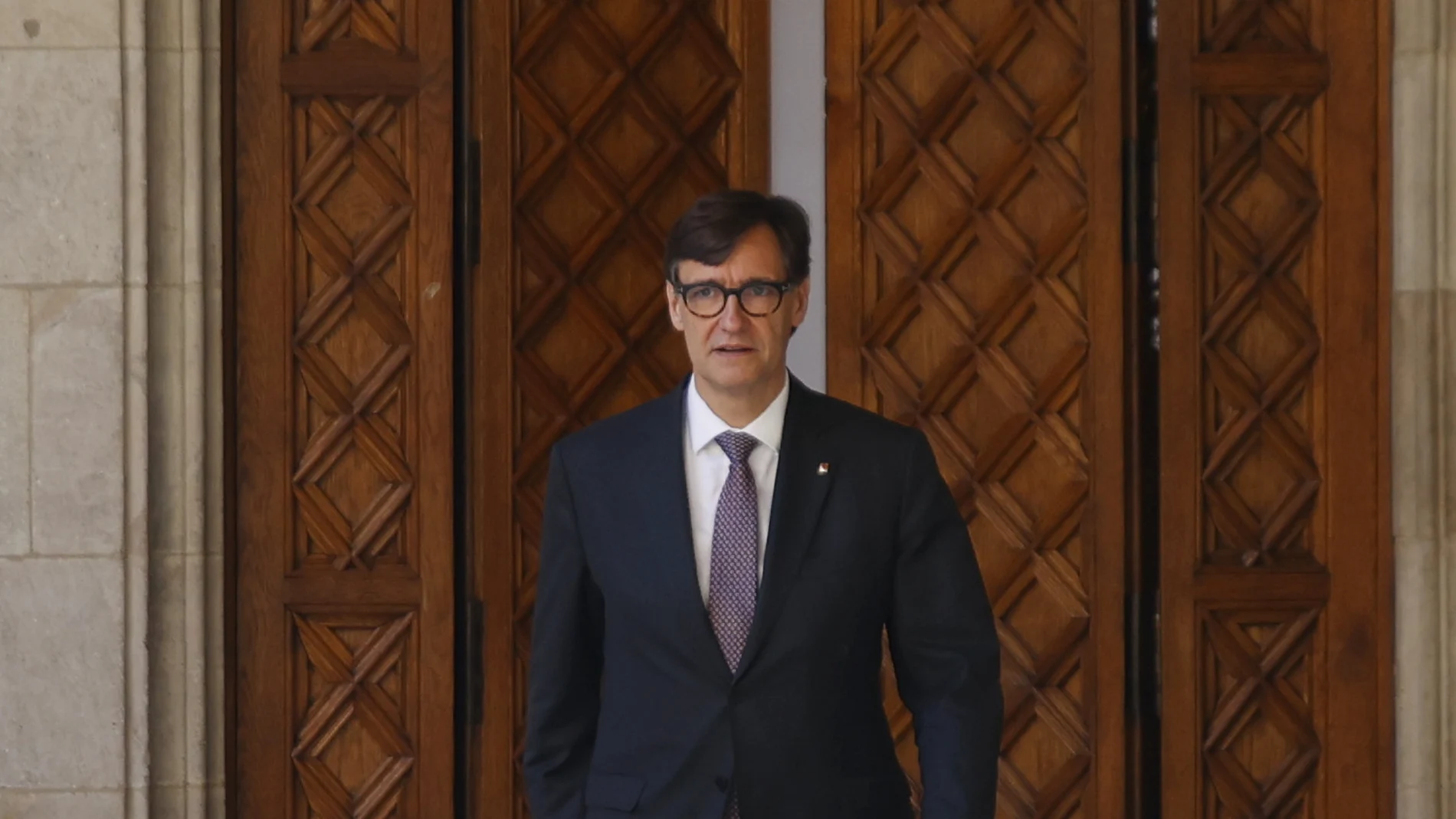 El presidente de la Generalitat de Cataluña, Salvador Illa, llega a una reunión con el ministro de la Presidencia, Relaciones con las Cortes y Justicia, en el Palau de la Generalitat, a 27 de septiembre de 2024, en Barcelona, Cataluña (España).27 SEPTIEMBRE 2024;BOLAÑOS;GENERALITATKike Rincón / Europa Press27/09/2024