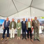 La directora general de la Industria y Cadena Agroalimentarias, Cristina Frías, participa en la parada que el proyecto LEADER Tour, de Salamanca