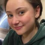 Esa chica francesa asesinada, tan molesta
