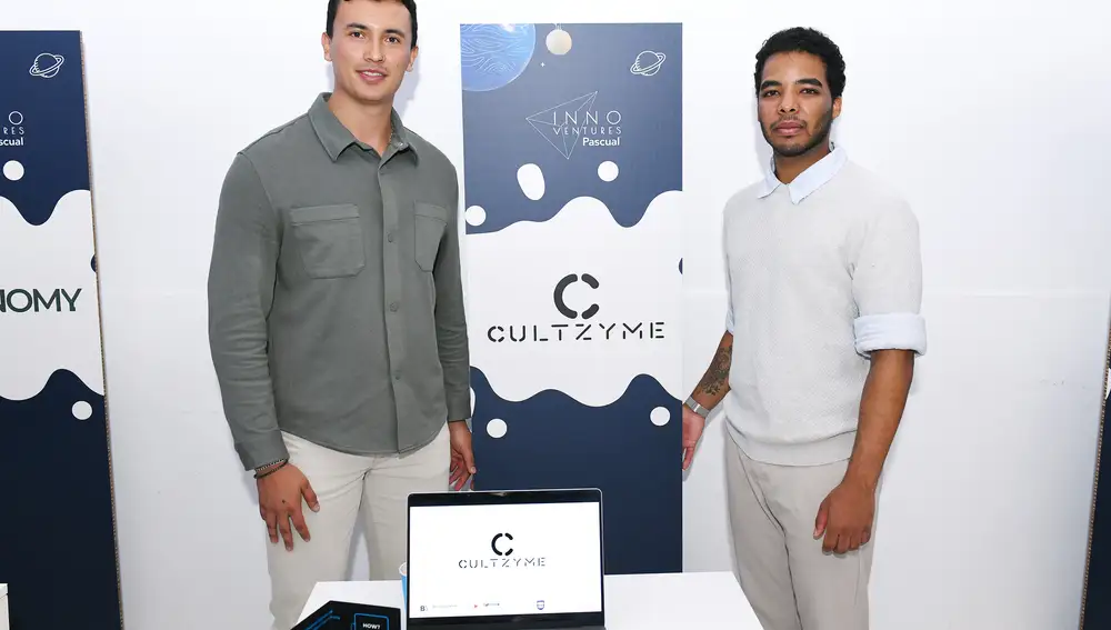 Juan Garzón Vela, fundador y CEO (izq.) Rubén Palomero - Fundador y CTO de Cultzyme