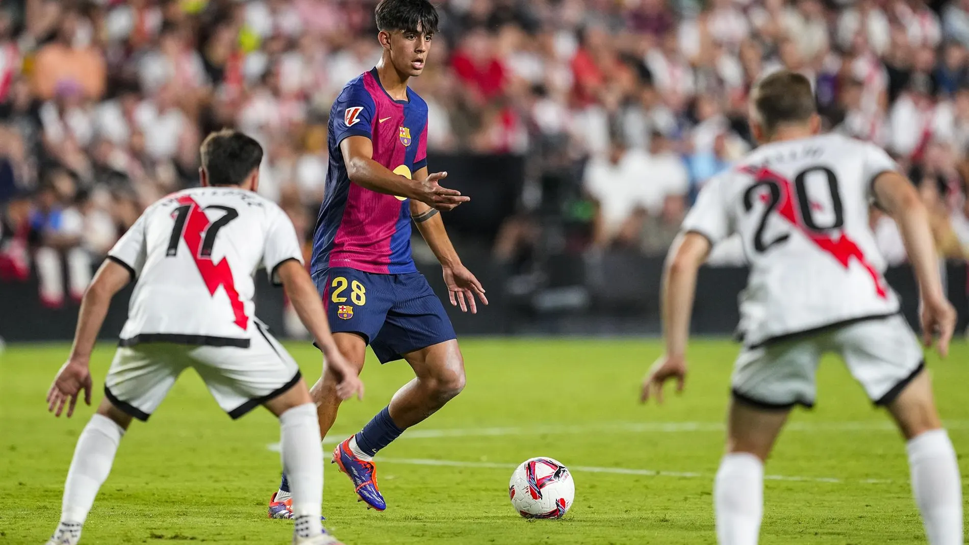 Fútbol.- El Barça blinda a Marc Bernal con renovación larga y 500 millones de cláusula