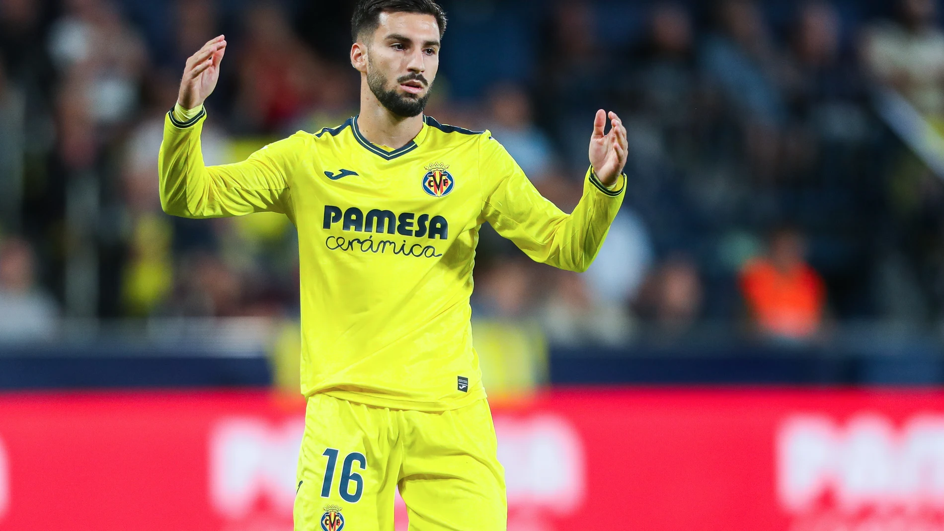Alex Baena of Villarreal CF laments during the Spanish league, La Liga EA Sports, football match played between Villarreal CF and UD Las Palmas at La Ceramica stadium on September 30, 2024, in Valencia, Spain. AFP7 30/09/2024 ONLY FOR USE IN SPAIN