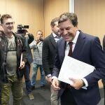 Fernández Carriedo preside la Mesa de la Automoción celebrada en Valladolid