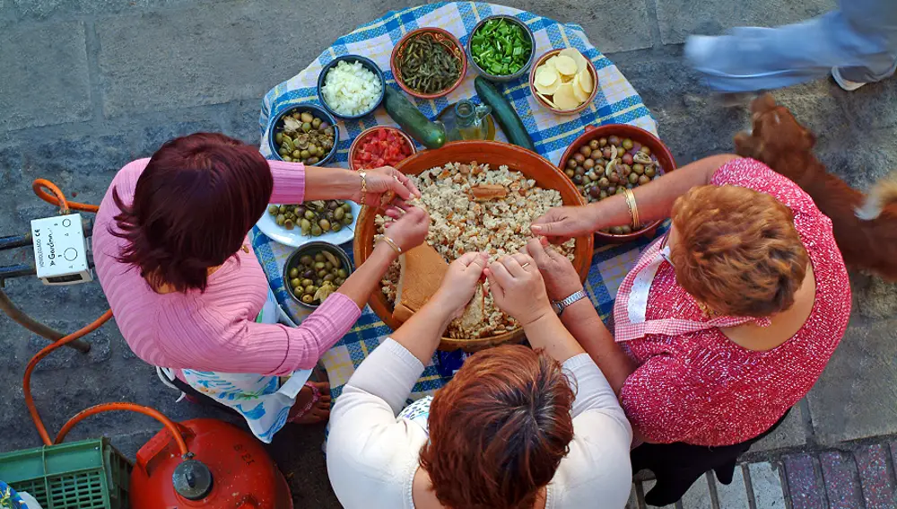 Elaboración de las sopas perotas