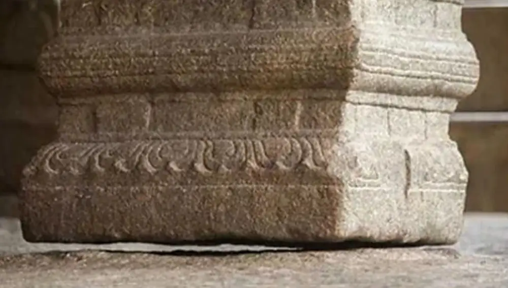 El pilar colgante de Lepakshi