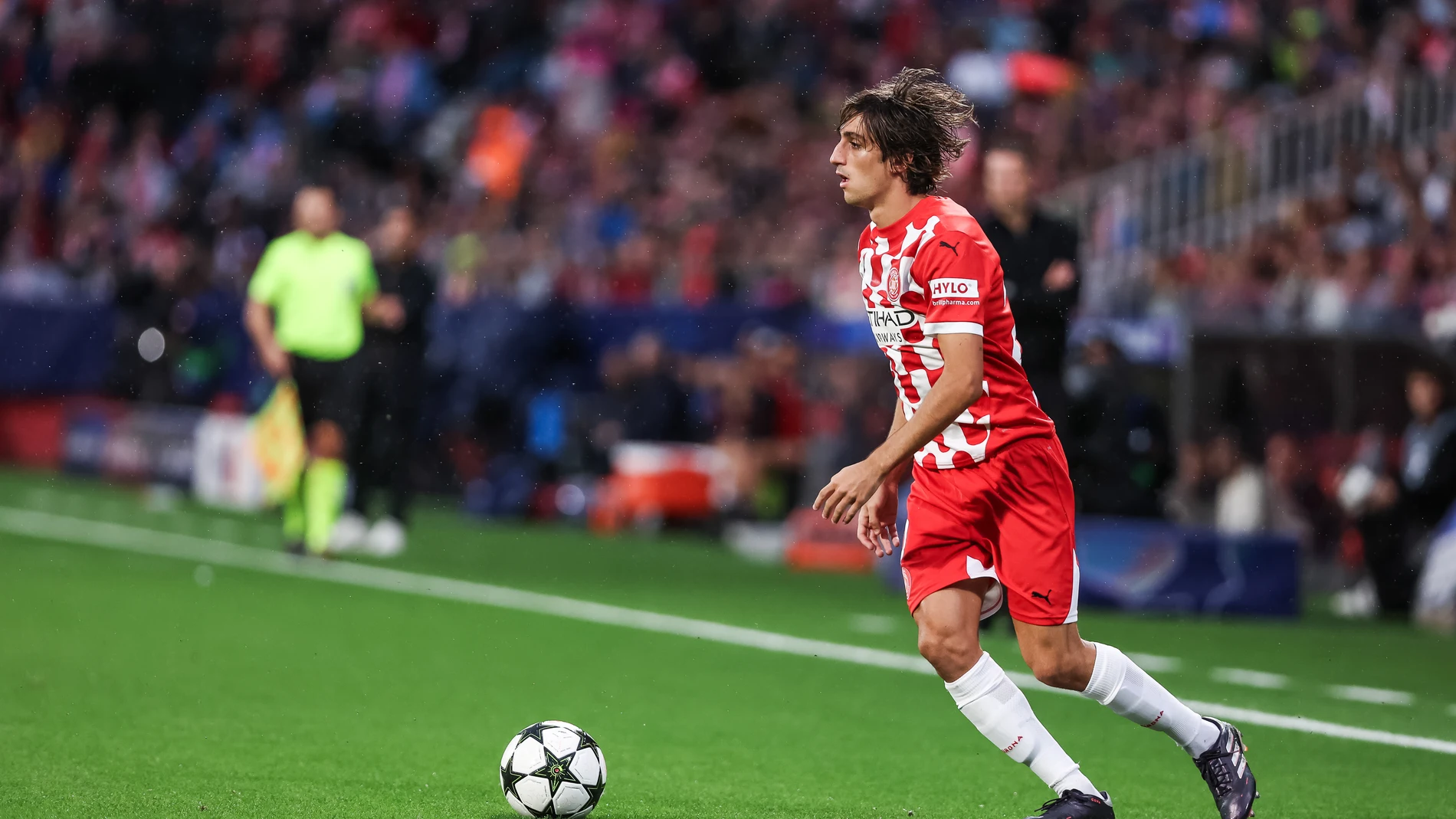 Bryan Gil of Girona FC in action during the UEFA Champions League, football match played between Girona FC and Feyenoord at Estadio de Montilivi on October 02, 2024 in Girona, Spain. AFP7 02/10/2024 ONLY FOR USE IN SPAIN