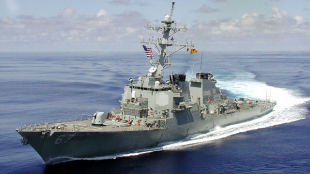 El destructor de Estados Unidos USS Cole.