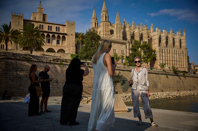 Turistas por las calles del centro de Palma de Mallorca. 