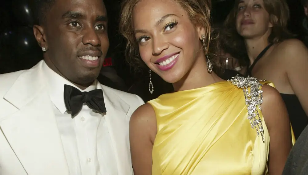 NEW YORK - JUNE 7 : Sean "P. Diddy" Combs and singer Beyonce Knowles attend the Sean Jean/Zac Posen CFDA after-party at Marquee, on June 7, 2004 in New York City.
