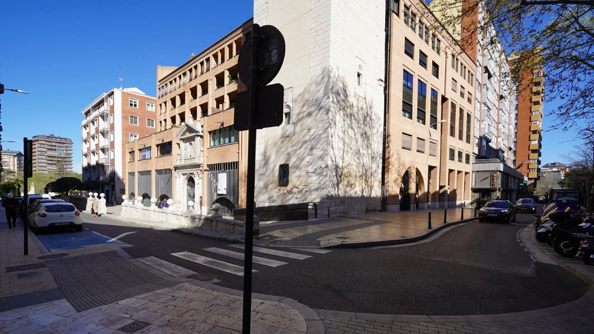 Calle San Lorenzo esquina Pedro Niño de Valladolid, donde se produjeron los hechos