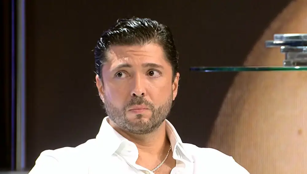 Ángel Cristo Jr. en el especial de "¡De Viernes!" sobre Bárbara Rey
