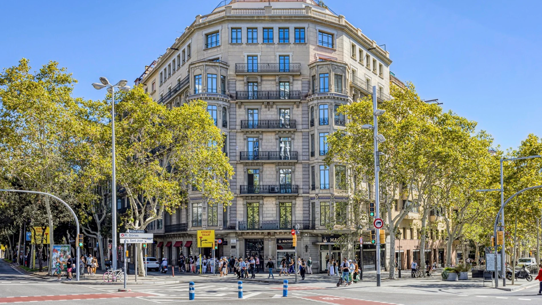 Edificio ubicado en el número 110 de paseo de Gràcia de Barcelona. REMITIDA / HANDOUT por ALTING Fotografía remitida a medios de comunicación exclusivamente para ilustrar la noticia a la que hace referencia la imagen, y citando la procedencia de la imagen en la firma 29/09/2024