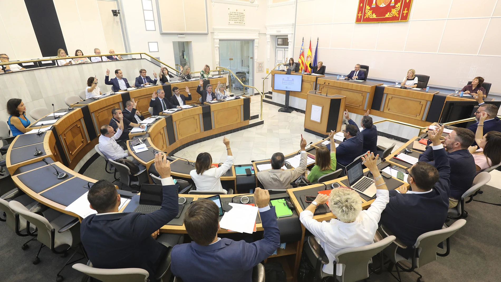 Imagen del pleno ordinario de hoy del mes de octubre de la Diputación de Alicante