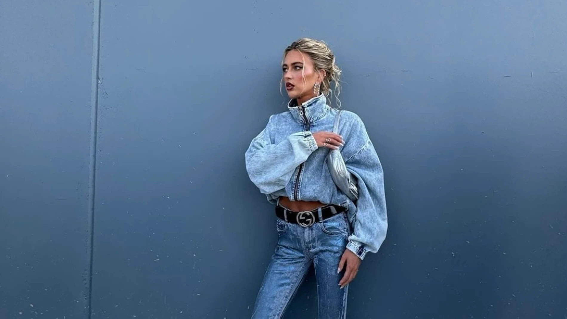 Así se lleva la tendencia doble denim este otoño a cualquier edad.
