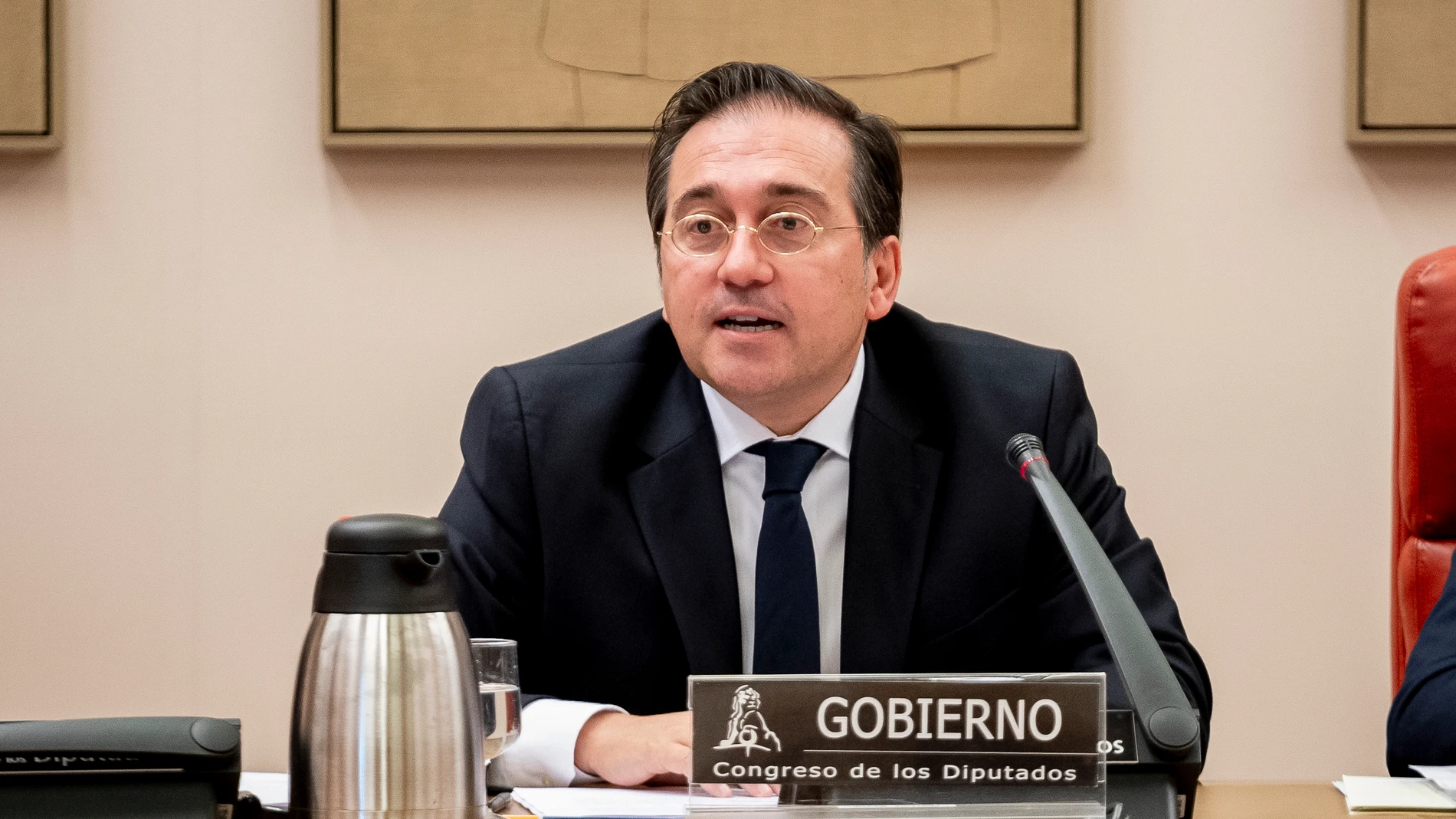 El ministro de Exteriores, Unión Europea y Cooperación, José Manuel Albares, comparece en la Comisión de Asuntos Exteriores, en el Congreso de los Diputados, a 4 de octubre de 2024, en Madrid (España). El ministro comparece ante el Congreso, por petición propia, para dar cuenta del traslado a España del líder opositor venezonalo, Edmundo González, que llegó el pasado día 8 de septiembre para pedir asilo. 04 OCTUBRE 2024;ALBARES;DIPUTADOS;CONGRESO;COMISIÓN;EXTERIORES A. Pérez Meca / Europa P...