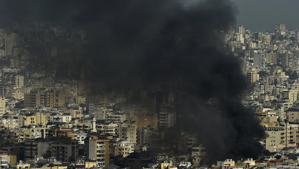 Smoke rises following an Israeli airstrike in Dahieh, a southern suburb controlled by Hezbollah in Beirut, Lebanon, 03 October 2024. The Lebanese National News Agency (NNA) said that Israeli airstrikes were carried out overnight in the southern suburb, along with shelling from warships at sea.