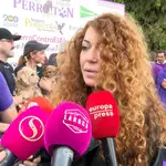 Sofía Cristo acude a la carrera Perrotón en Madrid con una sonrisa a pesar de las circunstancias que le rodean