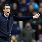Unai Emery durante el partido Aston Villa vs Manchester United