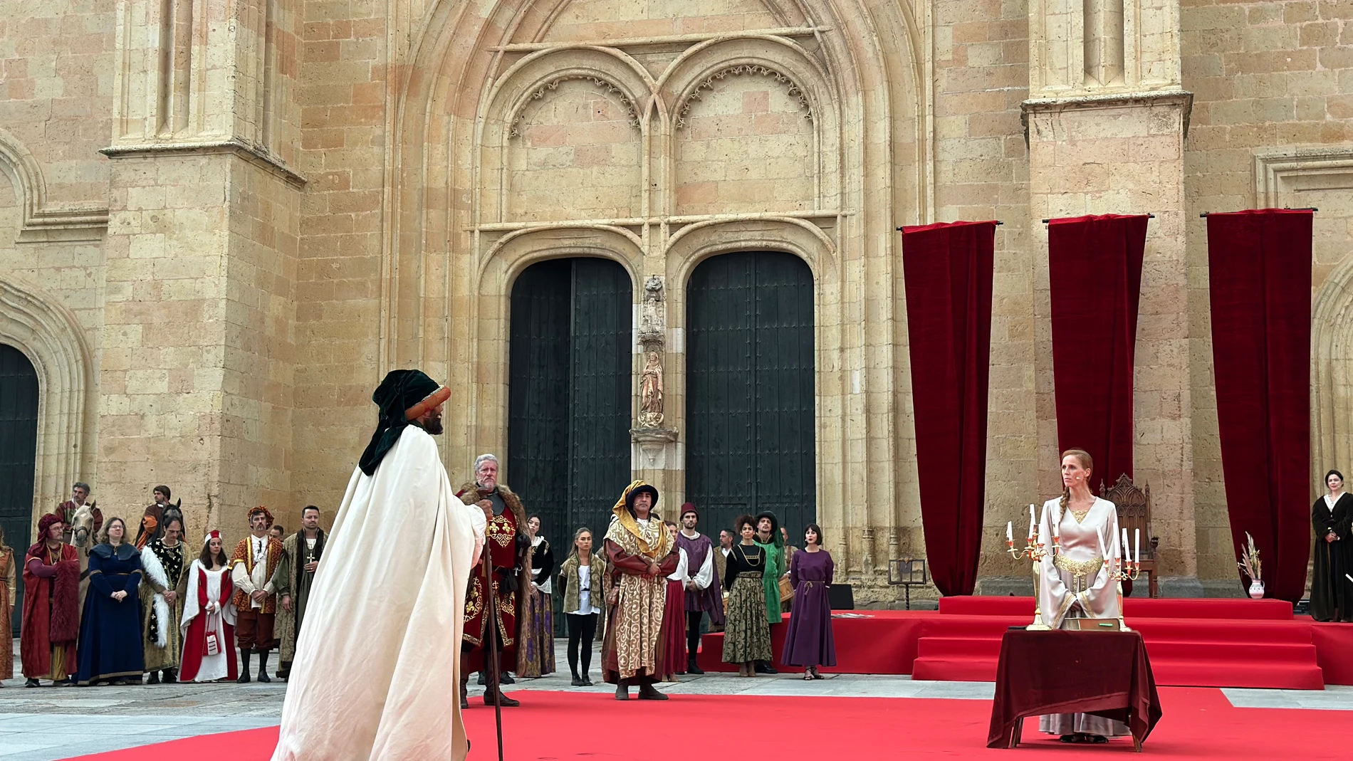 Recreación de la proclamación de Isabel I en Segovia