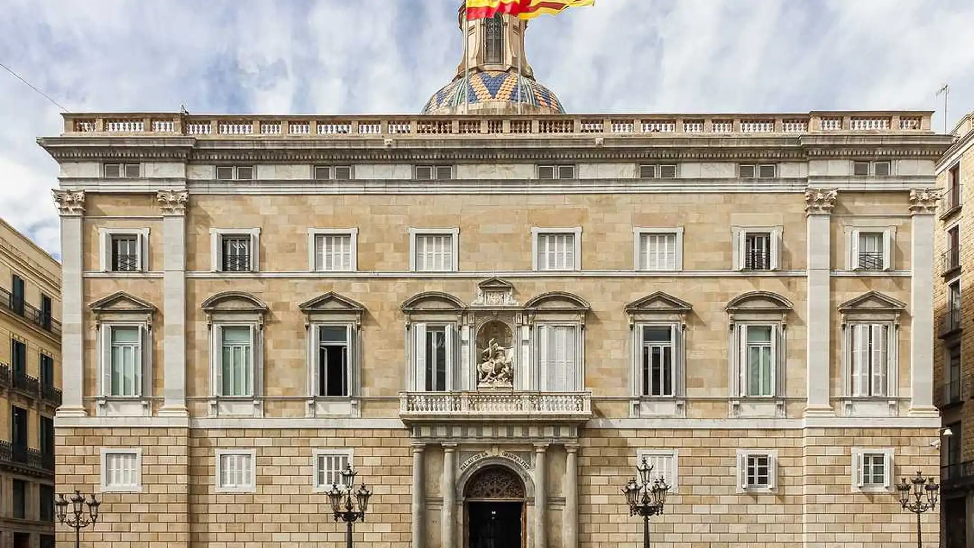 Los catalanes tienen que pagar el doble de impuestos autonómicos que el resto de comunidades autónomas