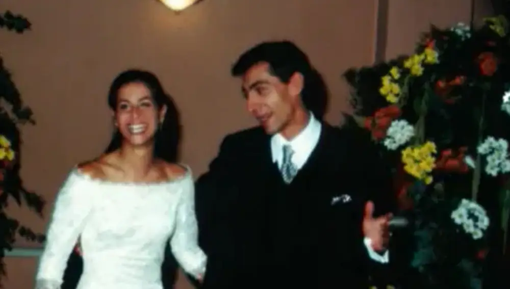 Nuria Roca y Juan del Val en el día de su boda