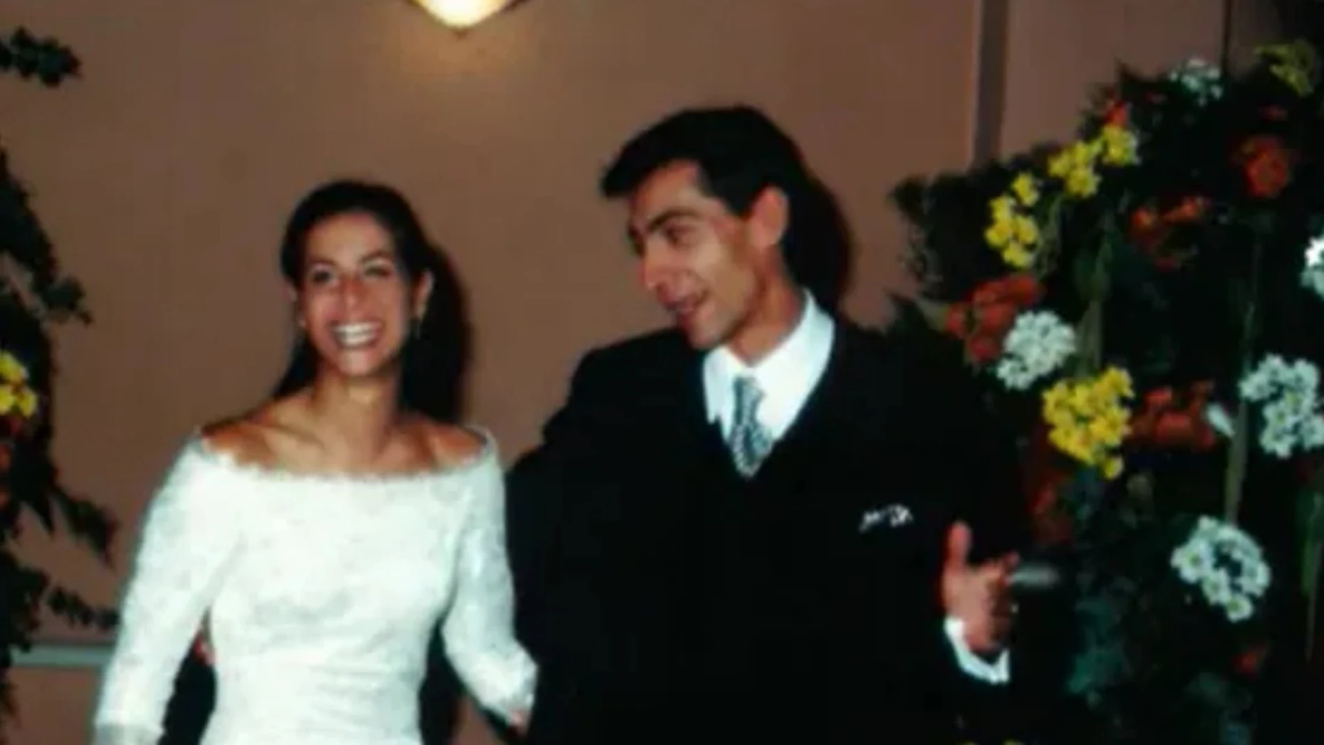 Nuria Roca y Juan del Val en el día de su boda