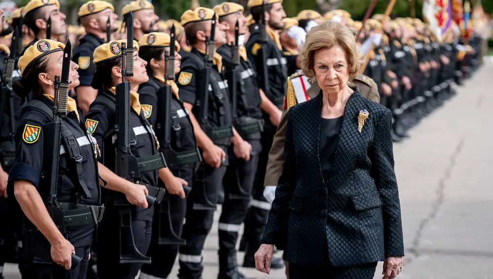Robles y la Reina Sofía presiden el acto de la Patrona de la UME