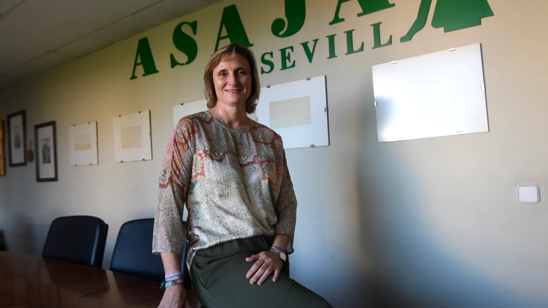 María Morales posa en las oficinas de Asaja en la avenida San Francisco Javier