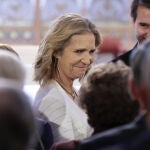La Infanta Elena y su look de vuelta a Madrid.