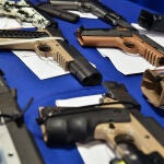 "Armas fantasma" incautadas por la policía en Estados Unidos