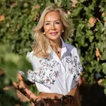 Carmen Lomana con su look de vendimia.