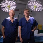 Los doctores Alberto Forteza y Hans Joachim Schäfers