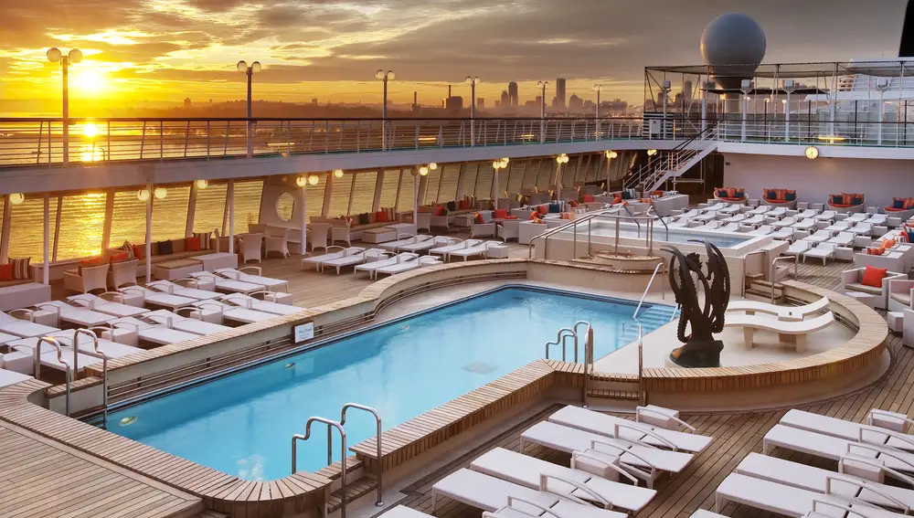 Piscina del crucero Crystal Cruises