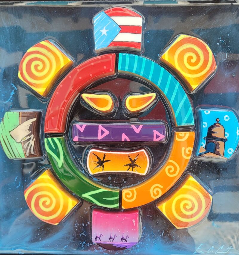 Una pieza de artista en el Viejo San Juan, en la que no falta la bandera-Lali Ortega Cerón en Puerto Rico