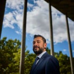 "Quieren tapar la declaraci&oacute;n de Salazar en el Senado y quieren empatar la desverg&uuml;enza socialista", afirma el portavoz del PP en la Asamblea de Madrid, Carlos D&iacute;az-Pache &copy; Alberto R. Rold&aacute;n 