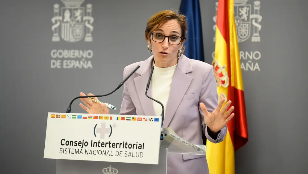 Mónica García preside el pleno del CISNS