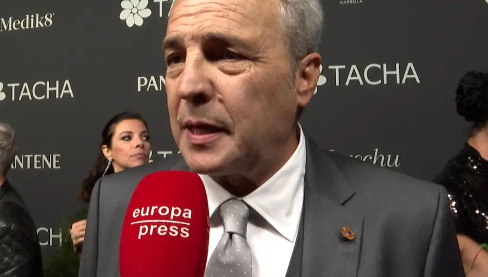 David Summers manda un mensaje a la fan más ilustre de 'Hombres G', la Reina Letizia